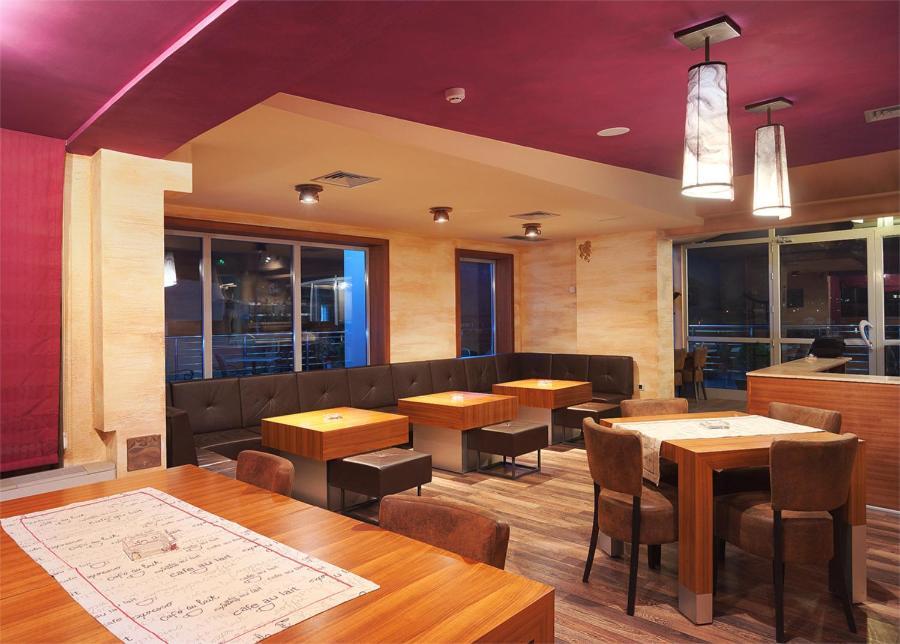 Hotel Turist Kraljevo Restaurant photo