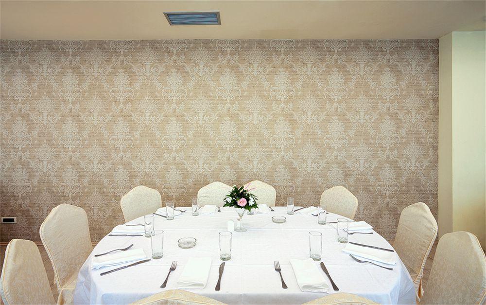 Hotel Turist Kraljevo Extérieur photo