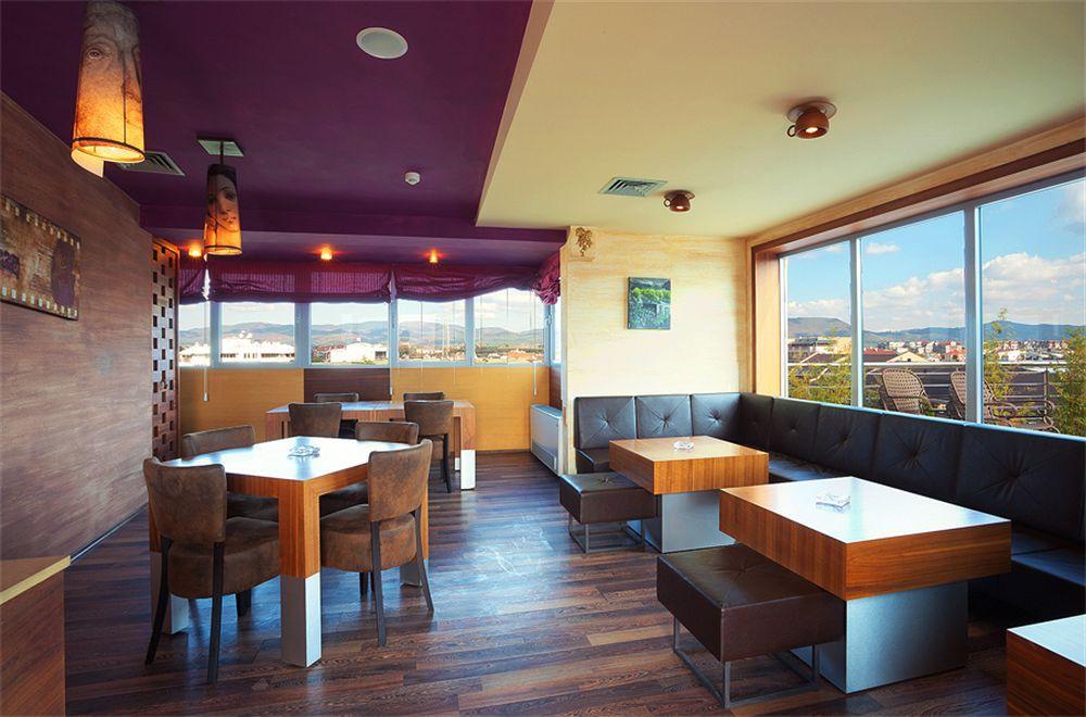 Hotel Turist Kraljevo Extérieur photo