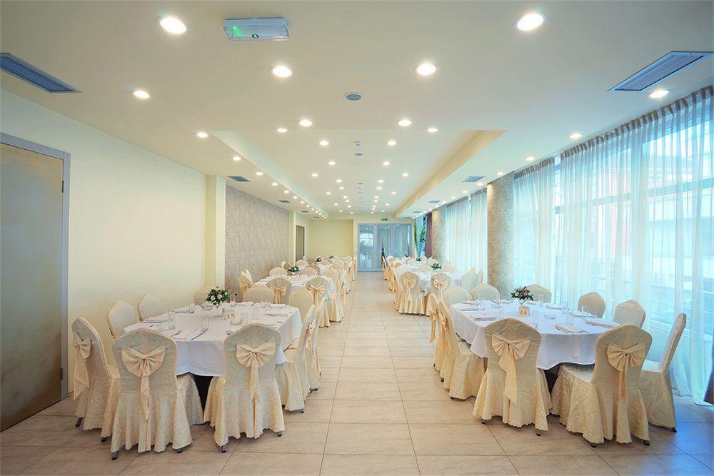 Hotel Turist Kraljevo Extérieur photo